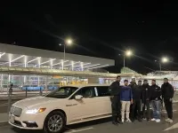Service de navette en Limousine  à l’arrivée + une stripteaseuse